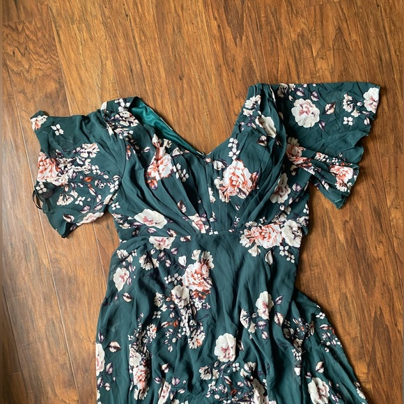 Floral Padded SHEIN Curve Dress - Picture 3 of 9